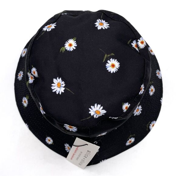 NWT Alice + Olivia x FabFitFun Reversible Bucket Hat Black & White Daisy Print main image 4